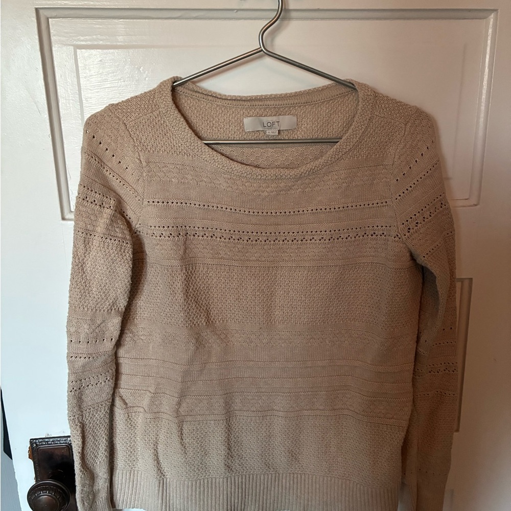 LOFT Women's Beige Crew Neck Sweater